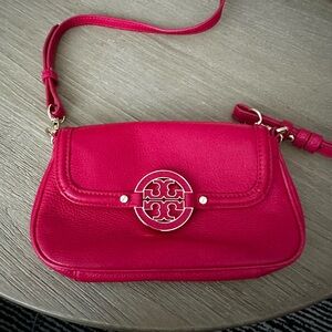Tory Burch Amanda Leather Mini Crossbody Bag Red